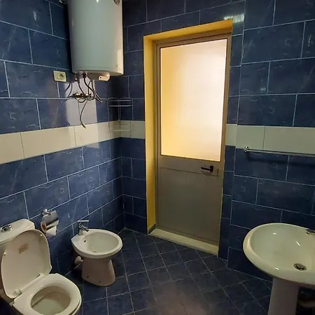 Quiet And Spacious 3-room 